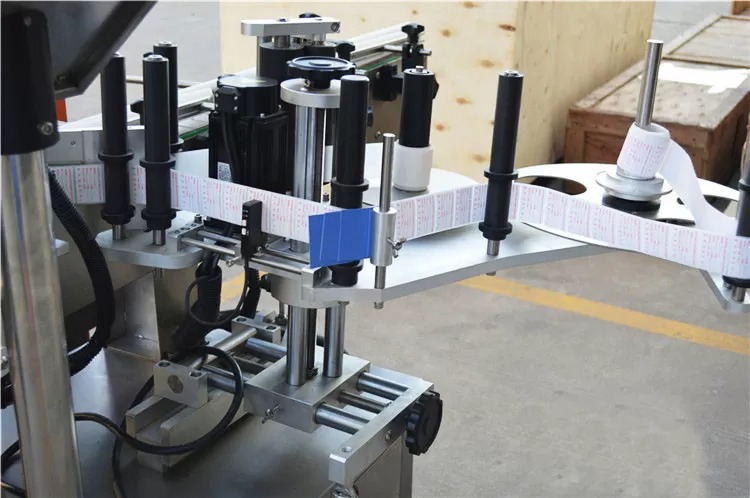 Automatische automatische etiketteringsmachine voor hout